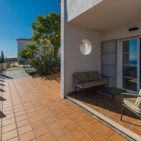 Small Oasis 2404 Beautiful Ground Floor Apartment Manilva
